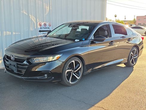 Used 2022 Honda Accord Sport image 3