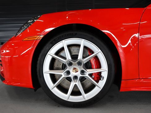 New 2026 Porsche 911 Carrera 4S image 12