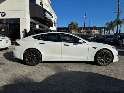 Used 2021 Tesla Model S Plaid image 5