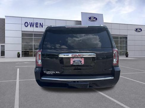Used 2020 GMC Yukon XL Denali AWD/4WD image 4