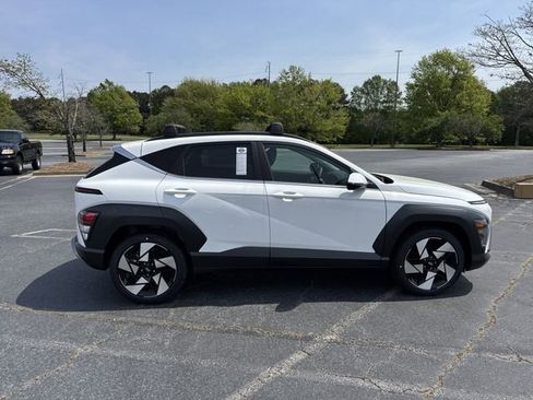 New 2026 Hyundai Kona Limited FWD image 8