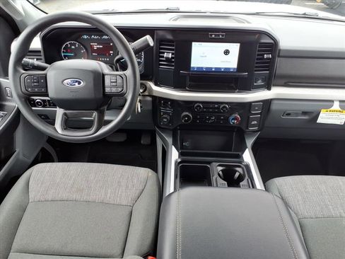 Used 2025 Ford F250 XLT w/ FX4 Off-Road Package image 15