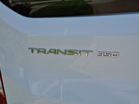 Used 2024 Ford Transit 350 XLT RWD image 29