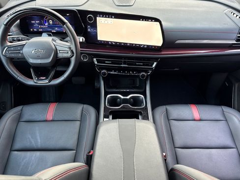 Used 2024 Chevrolet Traverse RS w/ LPO, Floor Liner Package image 16