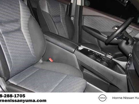 Certified 2023 Nissan Rogue SV image 6