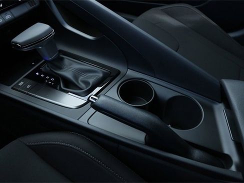 New 2026 Hyundai Elantra Sport image 16