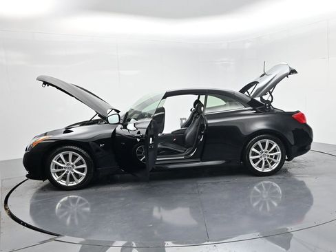 Used 2014 INFINITI Q60 Convertible w/ Premium Package image 60