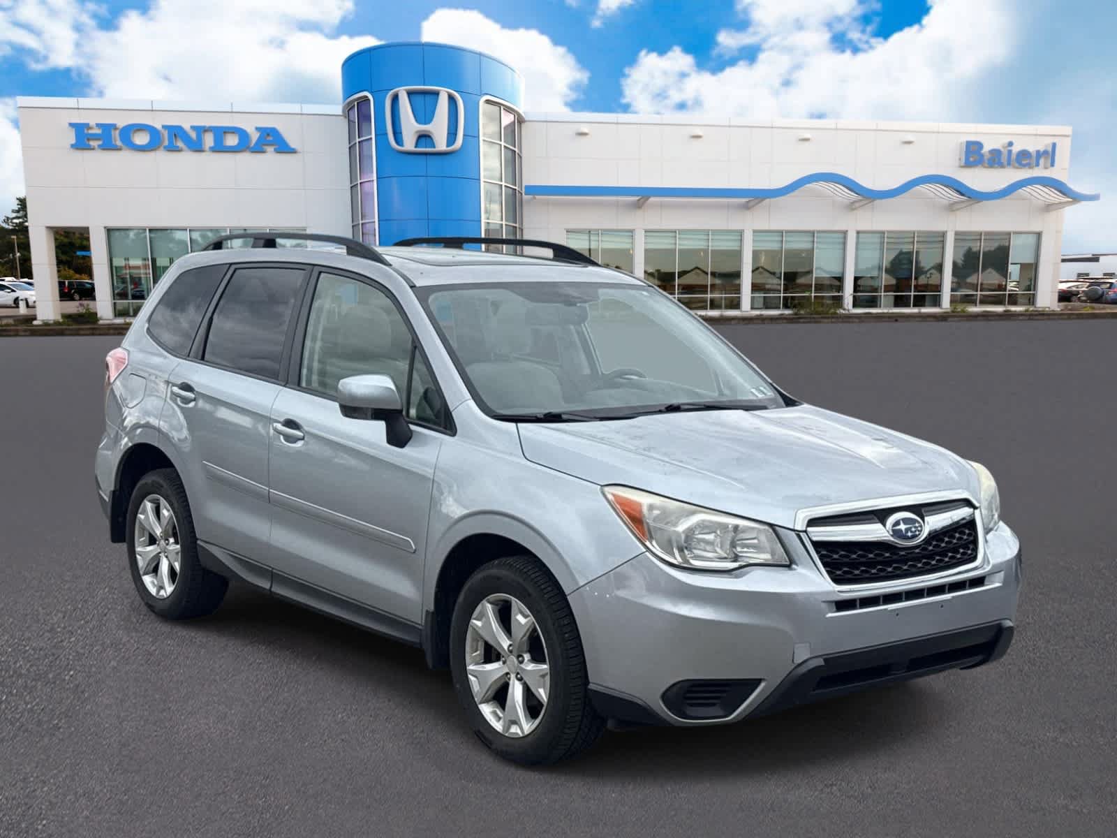 Used 2015 Subaru Forester 2.5i Premium w/ All-Weather Package AWD/4WD image 7