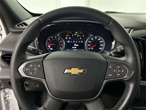 Certified 2023 Chevrolet Traverse LT image 11