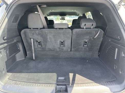 Used 2024 Chevrolet Traverse LT w/ LPO, Floor Liner Package FWD image 33
