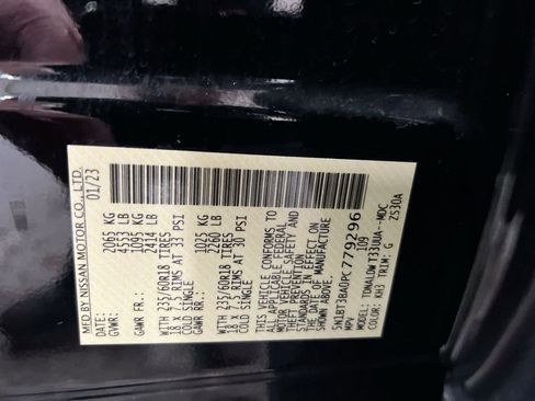 Used 2023 Nissan Rogue SV image 27