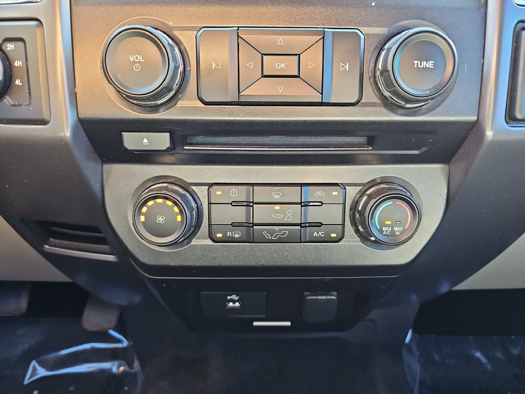 Used 2017 Ford F150 XLT w/ Equipment Group 301A Mid AWD/4WD image 24