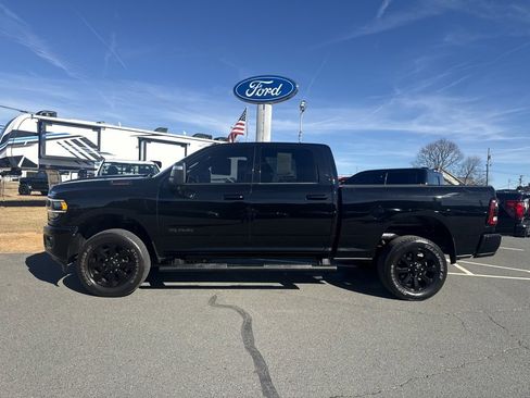 Used 2024 RAM 2500 Big Horn w/ Night Edition image 7