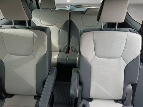 Used 2025 Lexus TX 500h AWD w/ Technology Package image 22