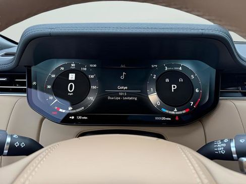 New 2026 Land Rover Range Rover SE image 24