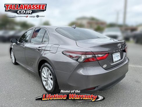 Used 2024 Toyota Camry LE FWD image 7