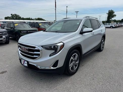 Used 2020 GMC Terrain SLT w/ Preferred Package FWD image 1