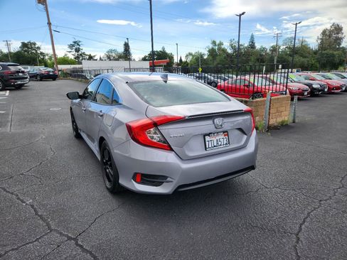 Used 2016 Honda Civic EX-L image 3