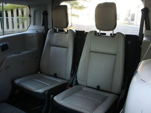 Used 2014 Ford Transit Connect Titanium FWD image 16