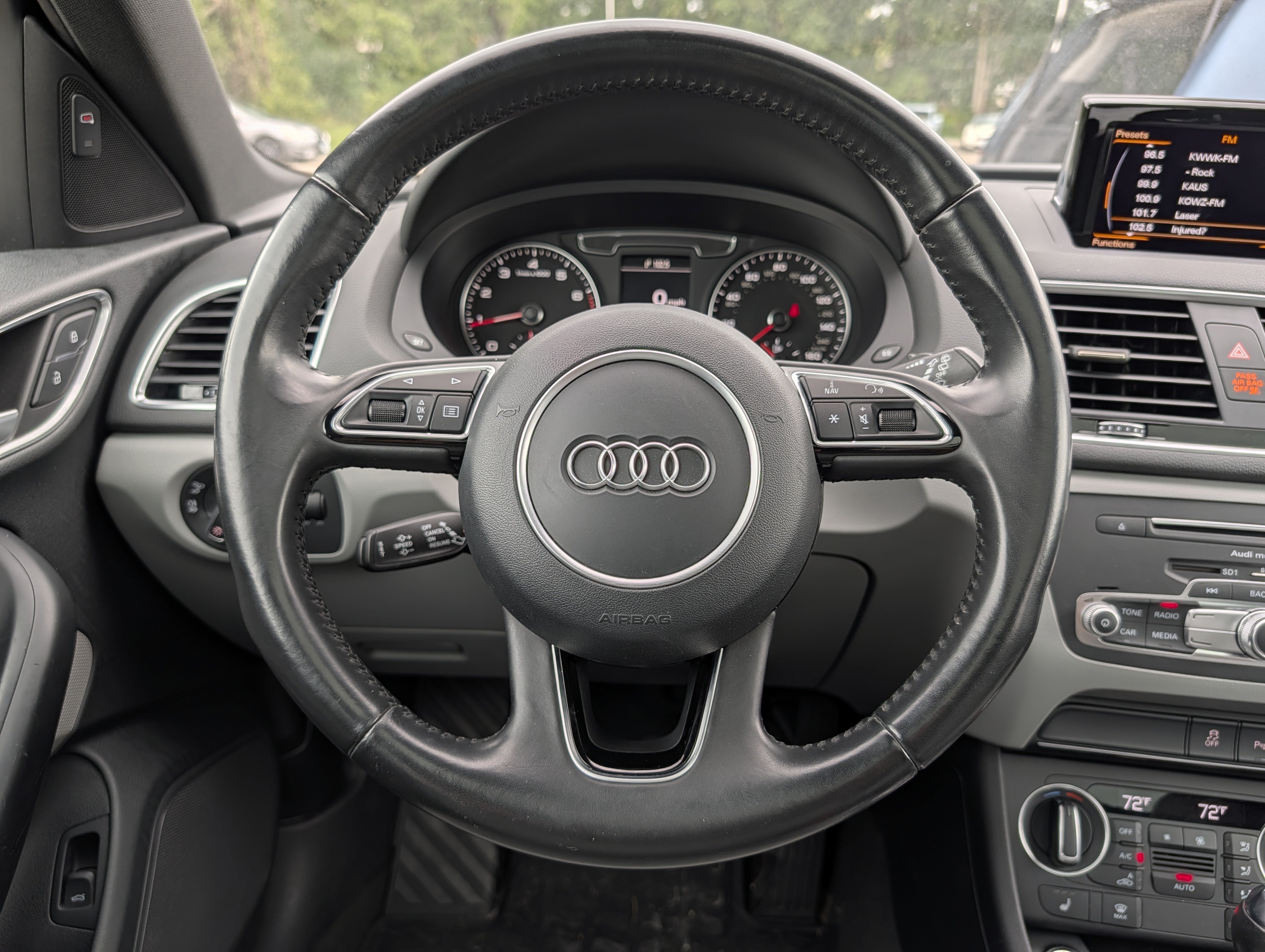 Used 2018 Audi Q3 2.0T Premium Plus AWD/4WD image 25