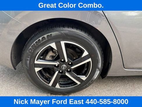 Used 2024 Nissan Sentra SV FWD image 30