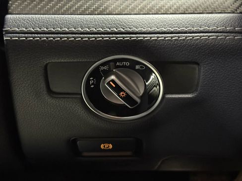 Used 2016 Mercedes-Benz SL 550 w/ Mille Miglia Edition image 39