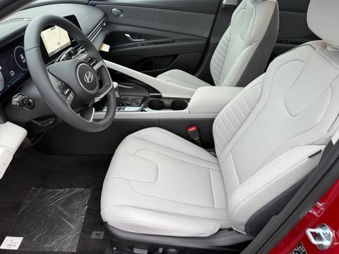 New 2026 Hyundai Elantra Limited image 10