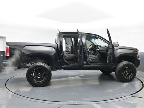 Used 2018 GMC Canyon SLE w/ SLE Convenience Package image 50