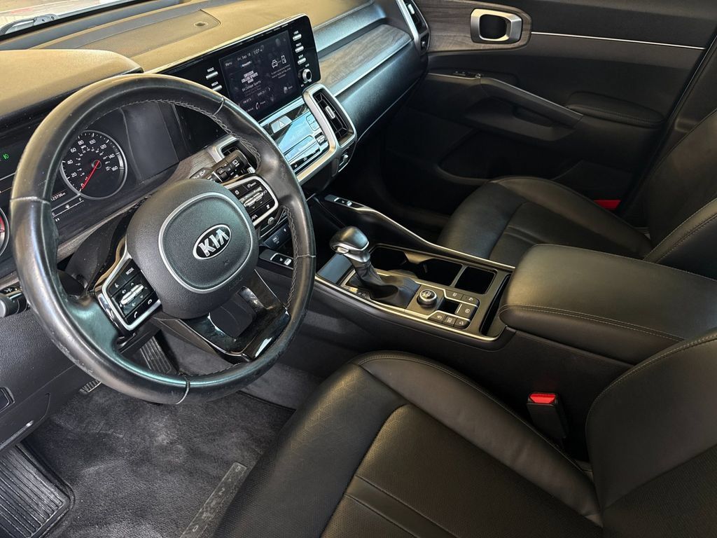 Used 2021 Kia Sorento EX FWD image 10