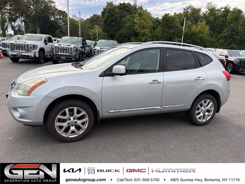 Used 2013 Nissan Rogue SL AWD/4WD image 1