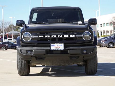 Used 2023 Ford Bronco Outer Banks image 3
