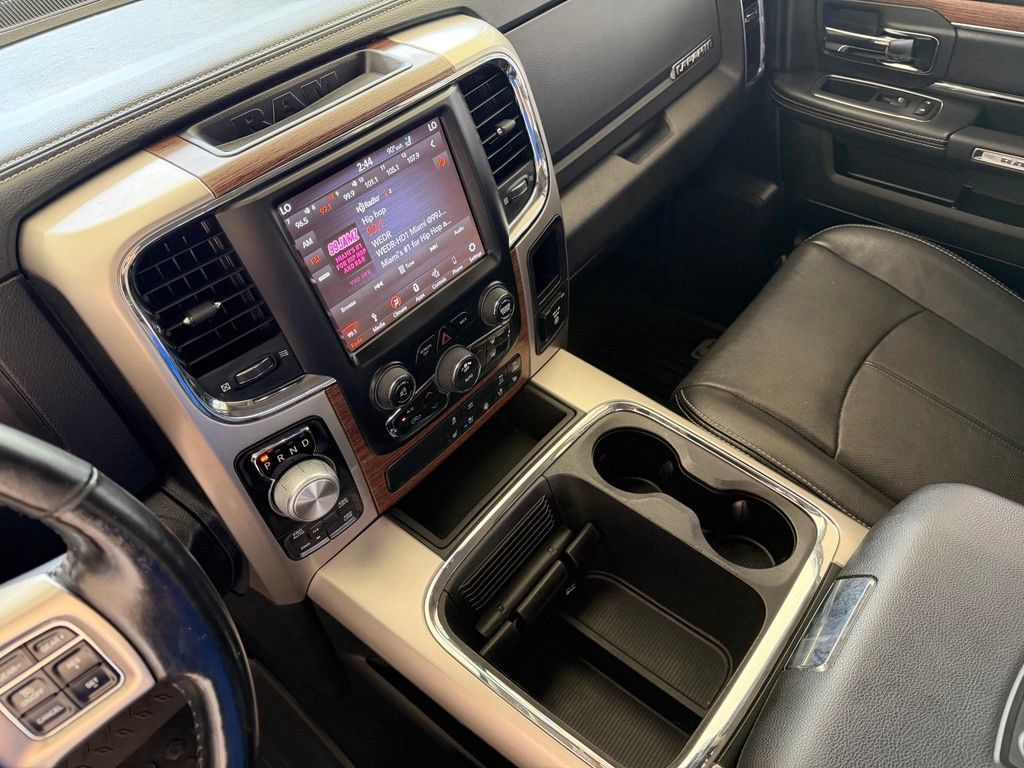 Used 2019 RAM 1500 Laramie w/ Convenience Group AWD/4WD image 57