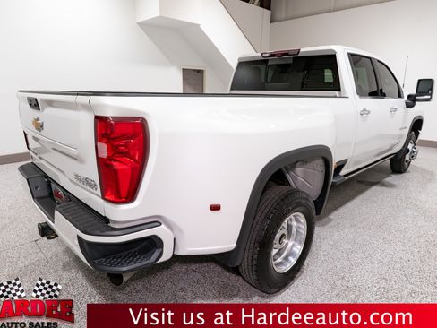 Used 2023 Chevrolet Silverado 3500 High Country image 5
