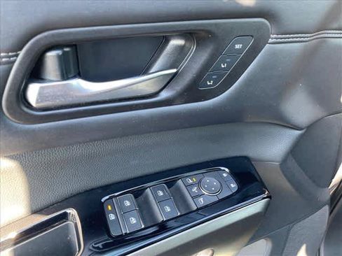 Used 2024 Nissan Pathfinder Platinum w/ Cargo Package FWD image 17
