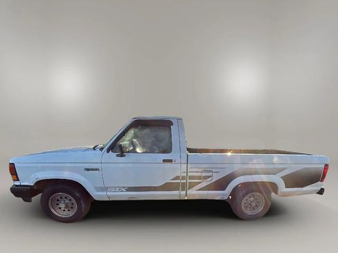 Used 1991 Ford Ranger 2WD Regular Cab image 2