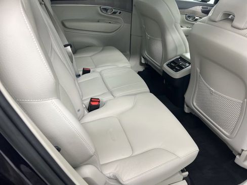 Used 2023 Volvo XC90 B6 Plus w/ Protection Package image 22