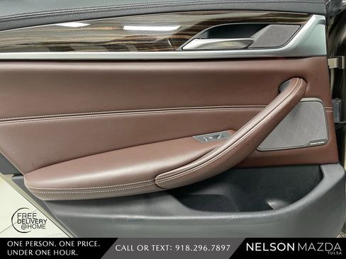 Used 2017 BMW 540i image 31