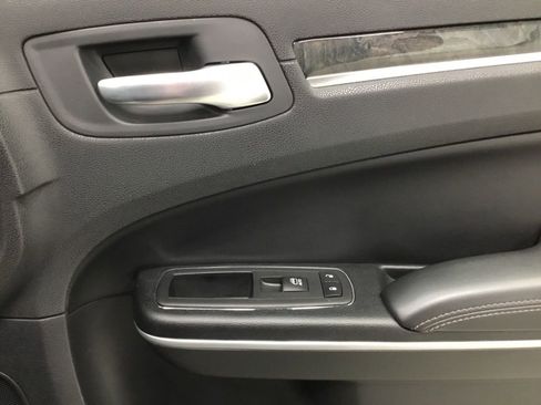 Used 2023 Chrysler 300 Touring L w/ Popular Equipment Group image 25