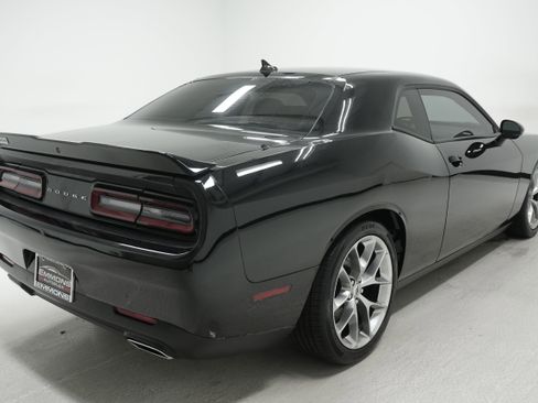 Used 2021 Dodge Challenger GT w/ Driver Convenience Group RWD image 4