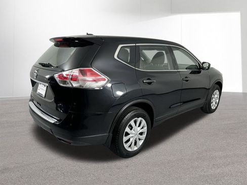 Used 2016 Nissan Rogue S image 34