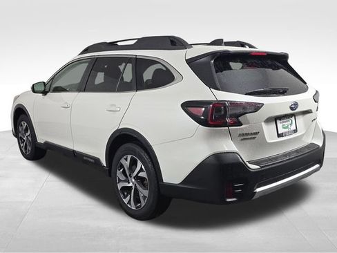 Used 2022 Subaru Outback Limited AWD/4WD image 5