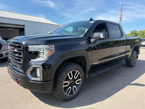 Used 2022 GMC Sierra 1500 AT4 w/ AT4 Premium Package AWD/4WD image 8