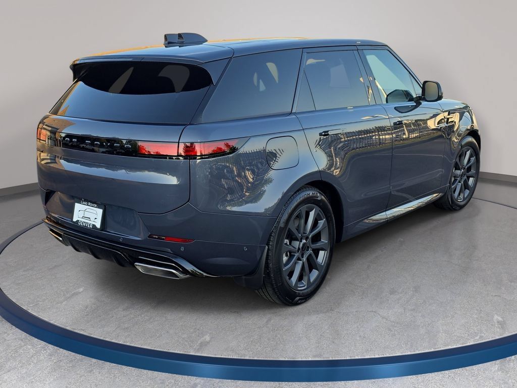 New 2026 Land Rover Range Rover Sport Dynamic SE AWD/4WD image 5