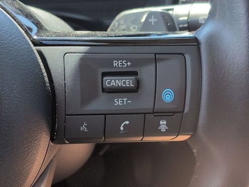Used 2024 Nissan Rogue Platinum w/ Platinum Premium Package FWD image 21