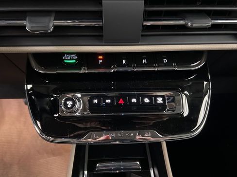 New 2026 Lincoln Corsair Reserve image 14