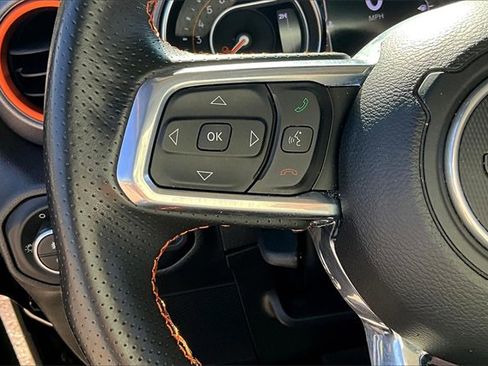 Certified 2023 Jeep Gladiator Mojave w/ Trailer Tow Package image 18