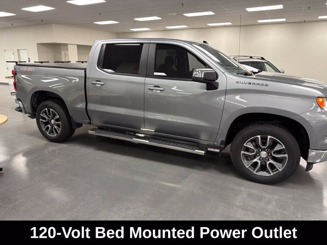 Used 2023 Chevrolet Silverado 1500 LT AWD/4WD image 8