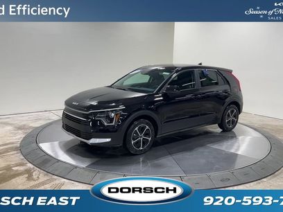 New 2025 Kia Niro LX