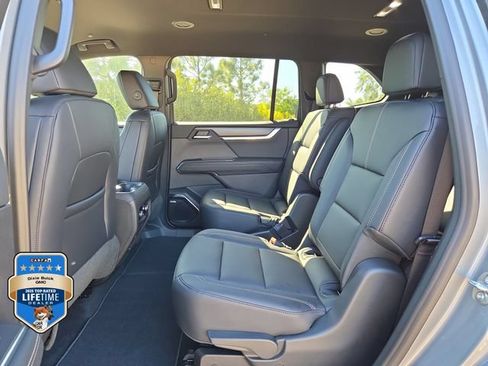 New 2026 GMC Acadia Elevation w/ Super Cruise Package FWD image 9