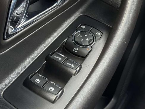 Used 2015 Ford Taurus Limited image 15